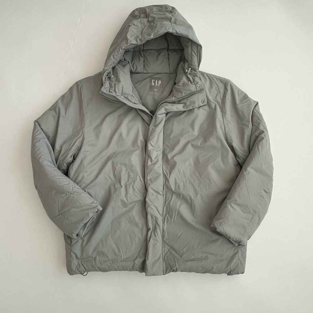 Gap men’s light gray puffer parka jacket